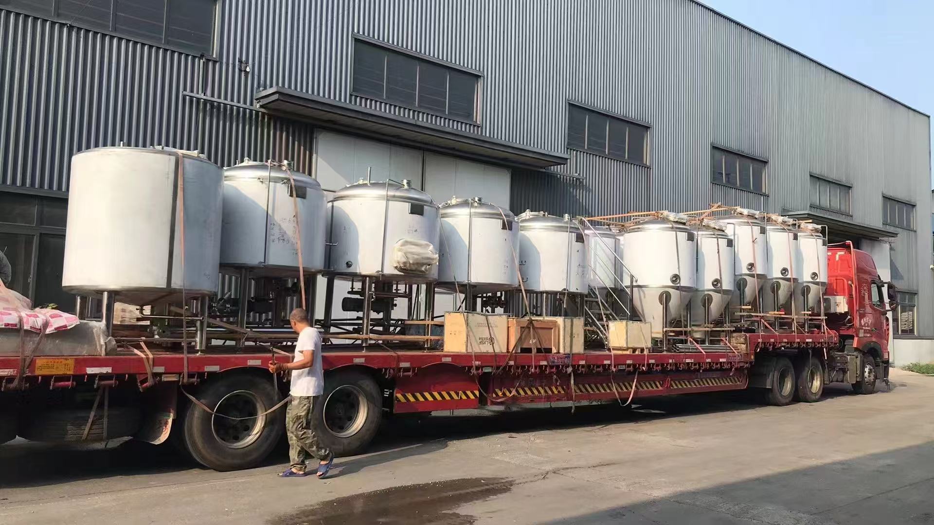 济宁精酿啤酒设备厂—精酿啤酒设备制造：传承工艺与创新科技的交融